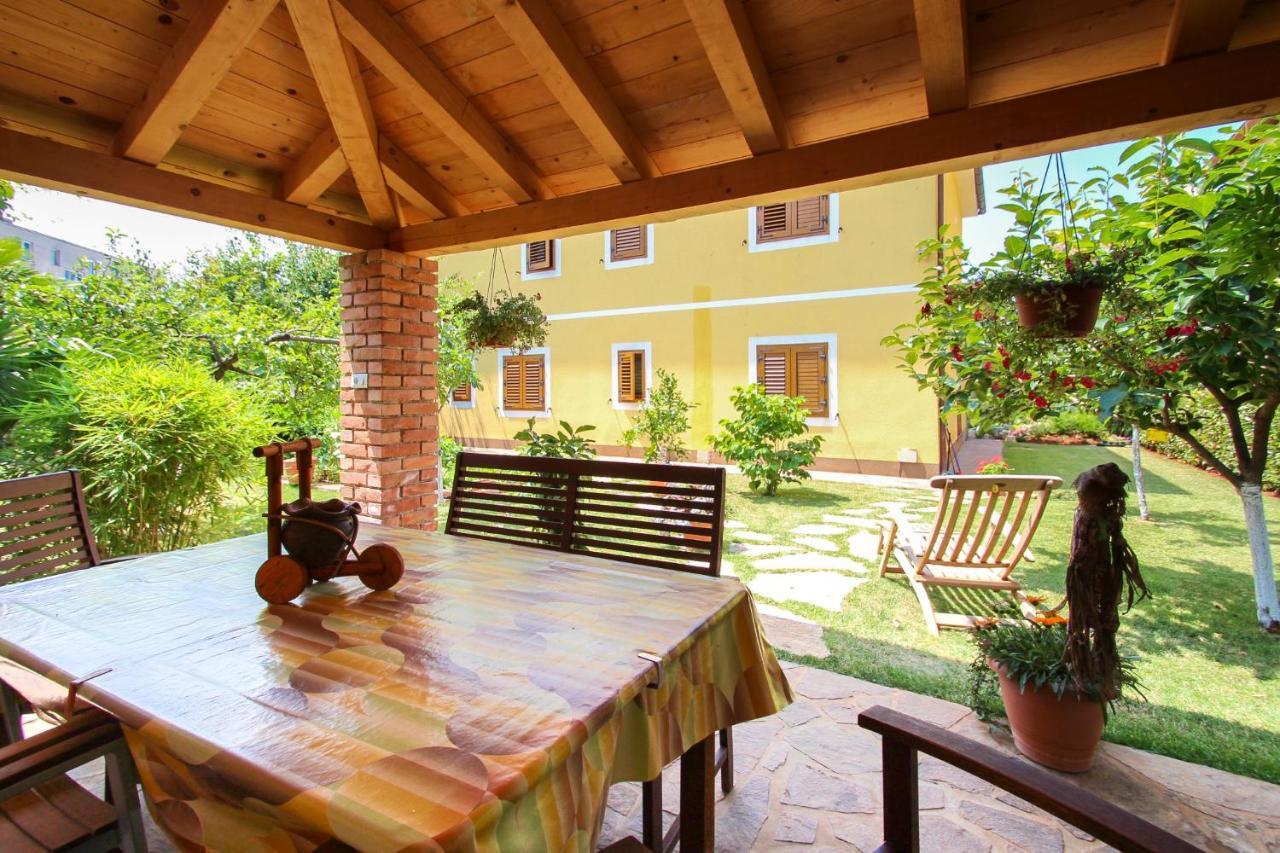 Apartament Alenka Orange Novigrad  Zewnętrze zdjęcie